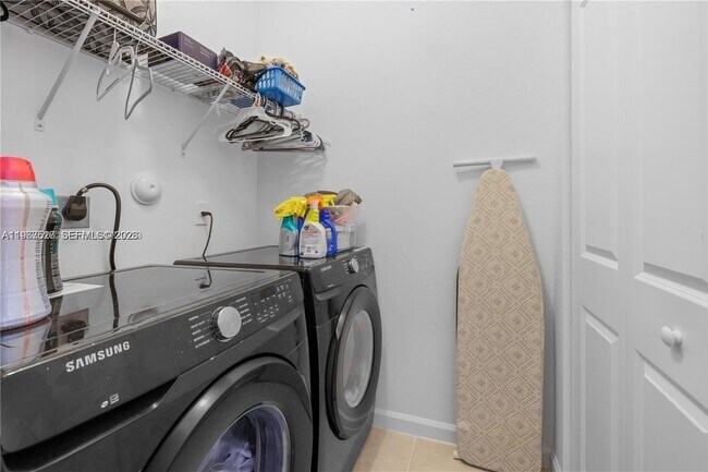 Building Photo - 25449 SW 108th Ct