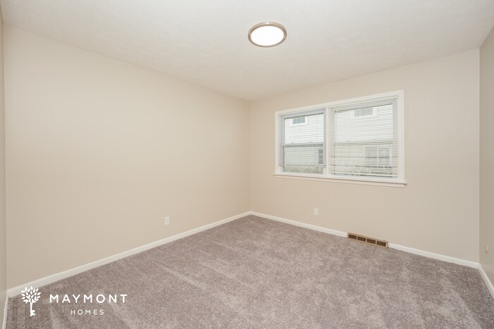 Building Photo - 281 Sundale Rd