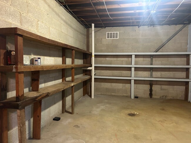 Building Photo - 1300 Chapel Dr