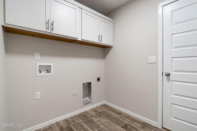 Building Photo - 841 Paseo Drusy Pl