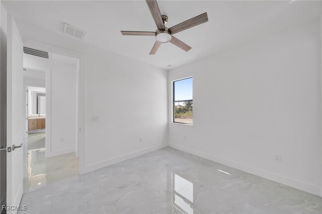 Building Photo - 2234 NW 6th Terrace