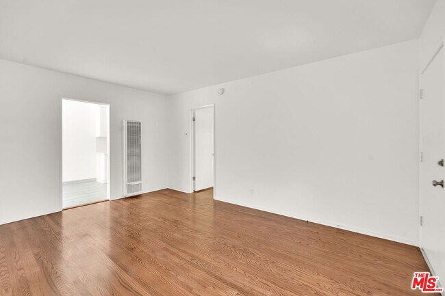 Building Photo - 950 Euclid St