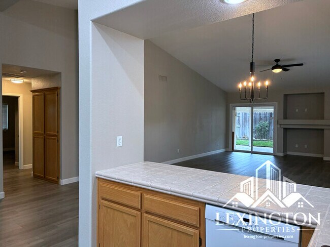 Building Photo - Updated 3 Bedroom, 2 Bathroom, Single-Story Home in Antelope!