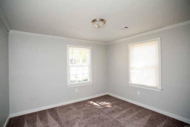 Building Photo - 1412 Peyton St