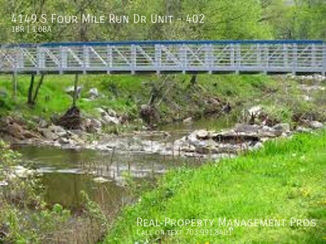 Building Photo - 4149 S Four Mile Run Dr
