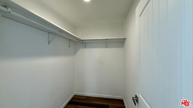 Building Photo - 6056 Fair Ave