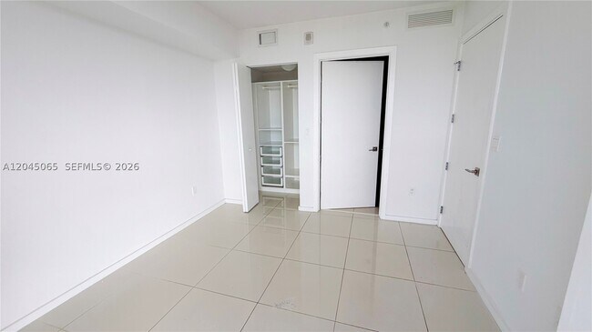 Building Photo - 5252 NW 85th Ave