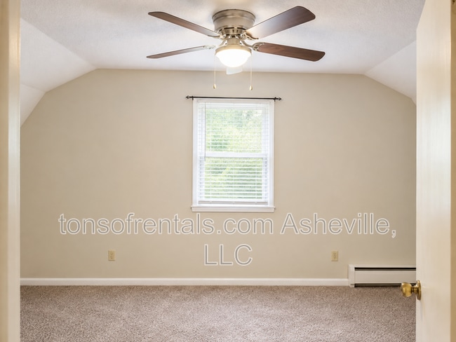 Building Photo - 26 Craven Hill Cir