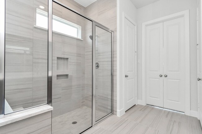 Building Photo - 21118 Chelton Bch Dr