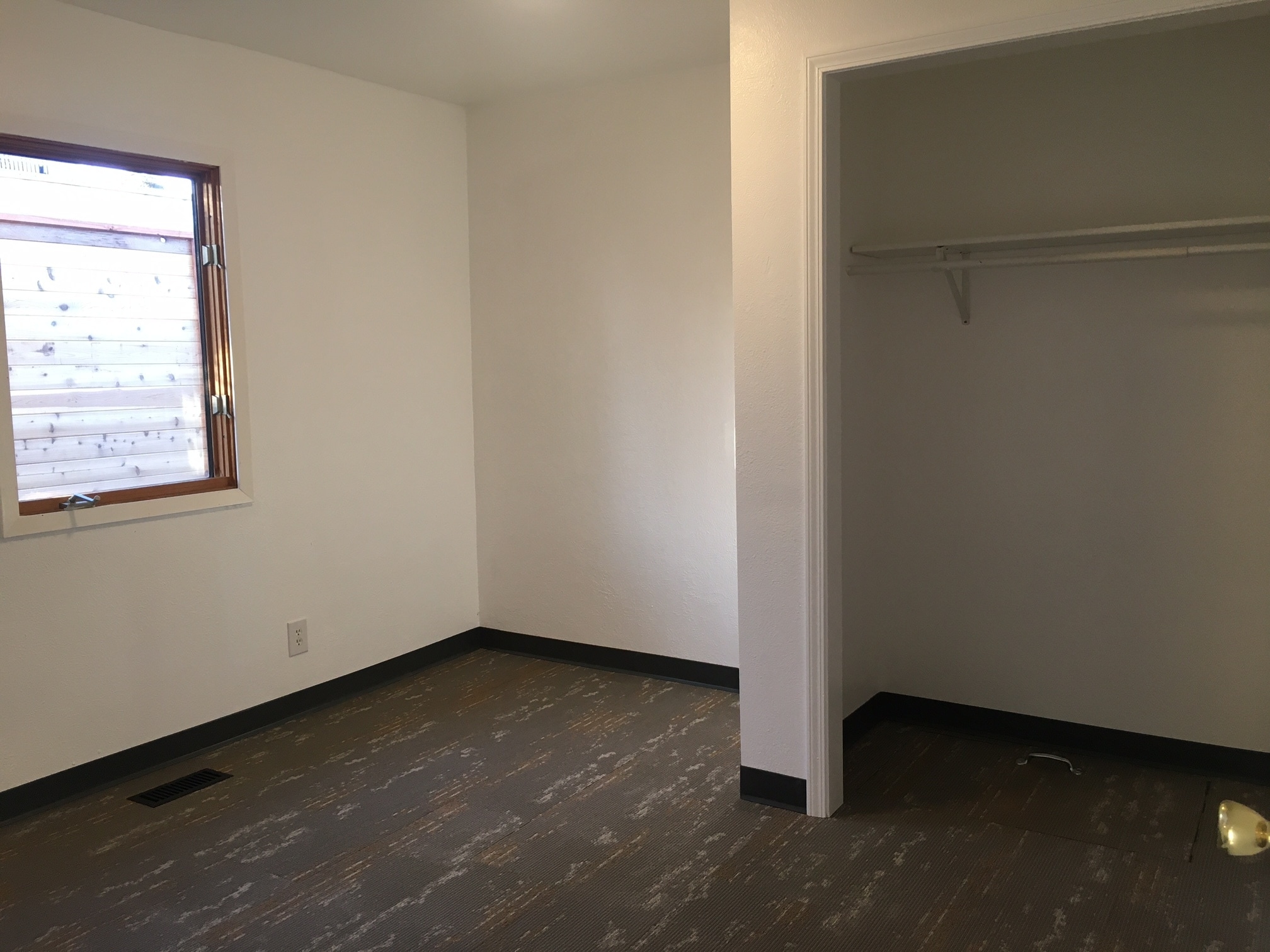 Building Photo - 2013 North Ave W