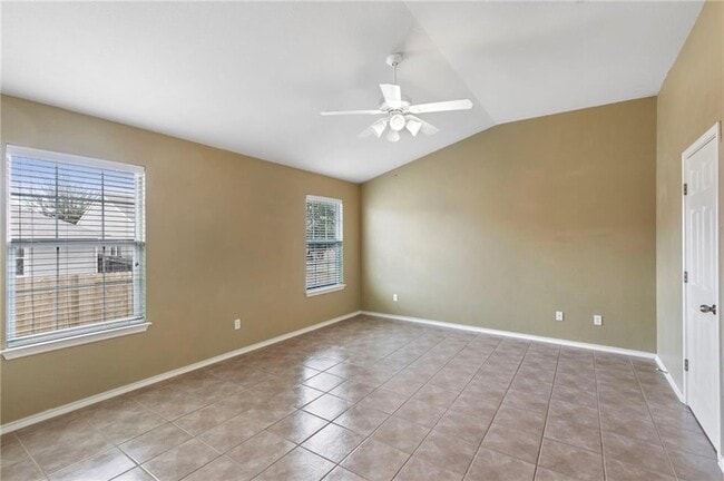 Building Photo - 354 Camelia Pkwy