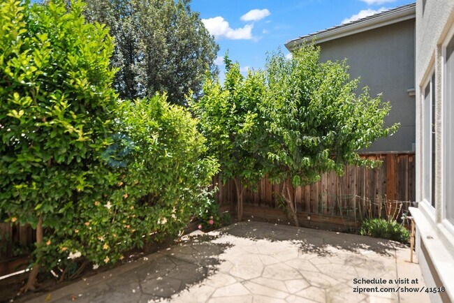 Building Photo - 3098 Mirassou Estate Pl