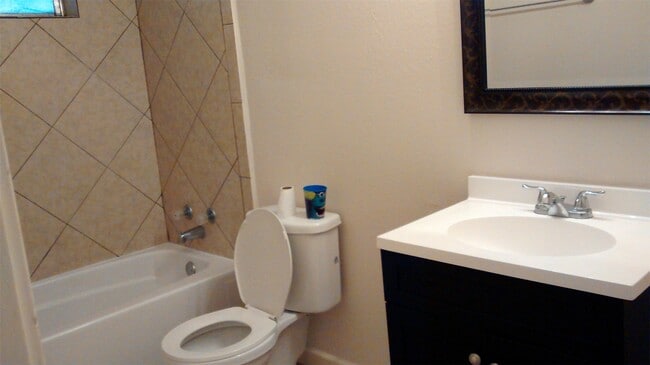 Building Photo - 11034 Sagevalley Dr