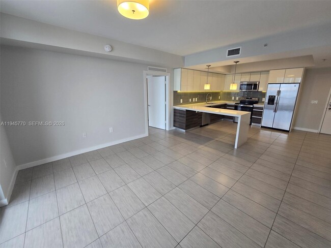 Building Photo - 117 SW 10th St