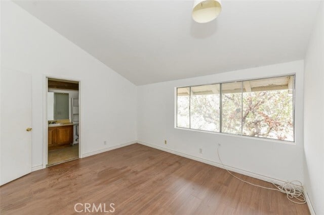 Building Photo - 2057 Dacian Dr S