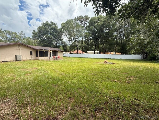 Building Photo - 5560 S Garcia Terrace