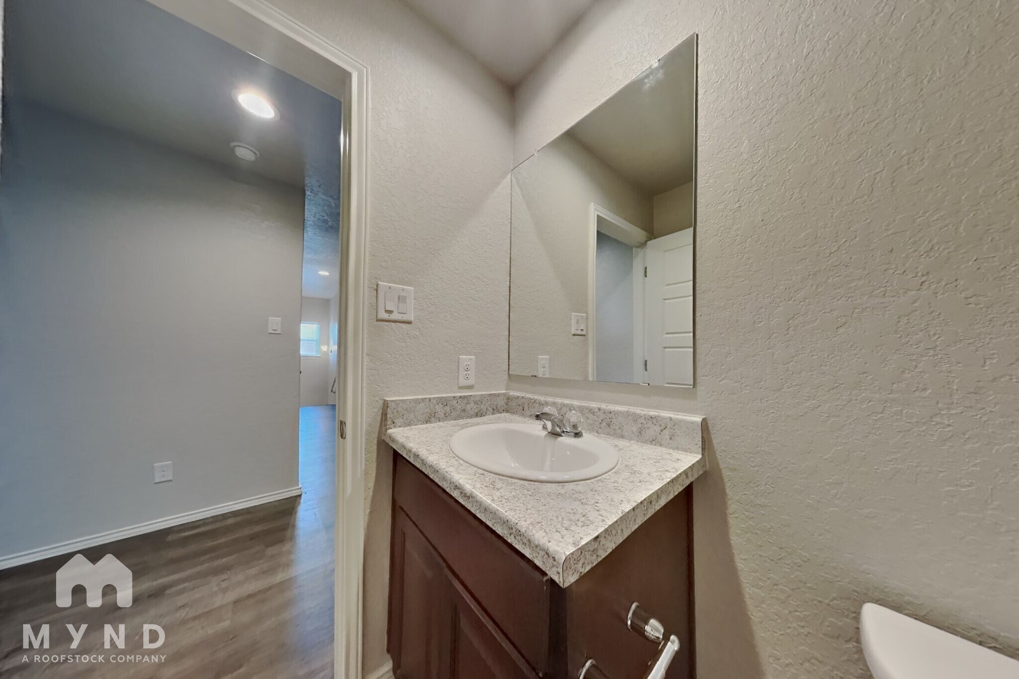 Building Photo - 7508 Twin Pine Ct