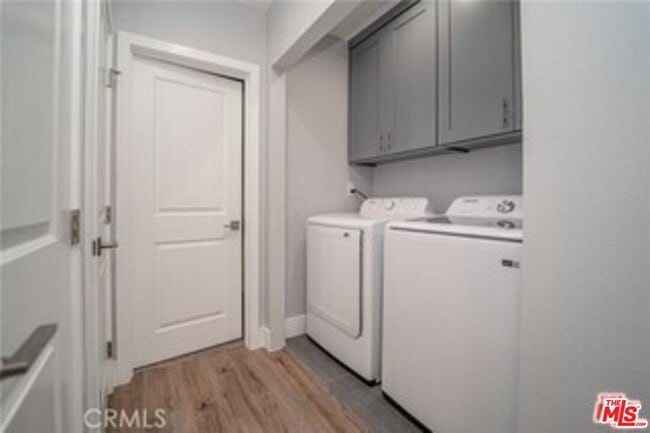 Building Photo - 1870 W 20th St