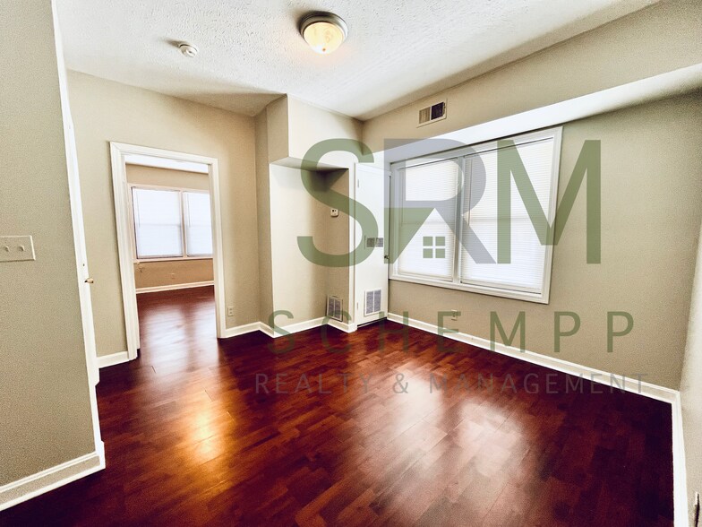 Building Photo - 307 Woodbine St