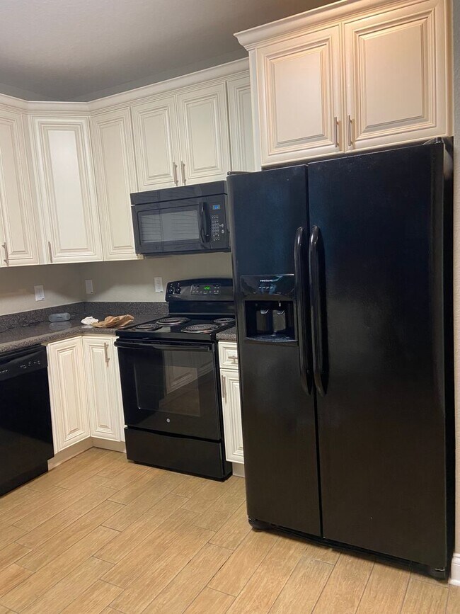 Building Photo - Park Place-310