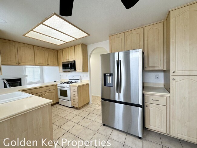 Building Photo - 2BR/2BA Condo in Palmilla Del Oro