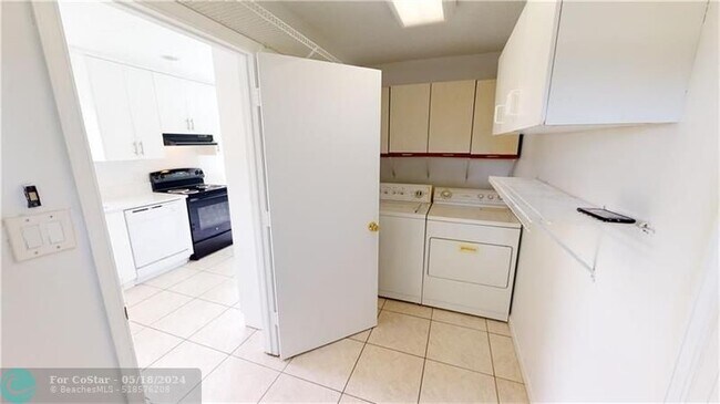 Building Photo - 9708 Alaska Cir