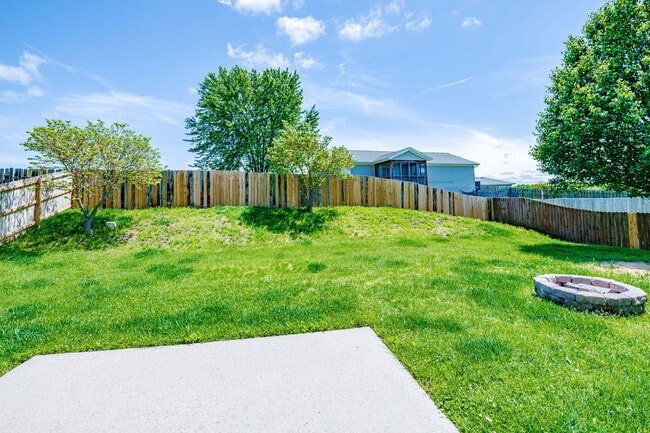 Building Photo - 5306 Silver Mill Dr