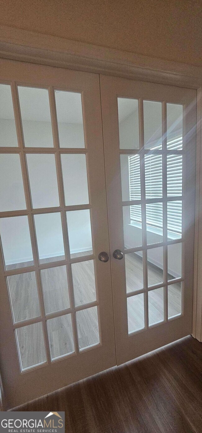 Building Photo - 188 Graham Cir