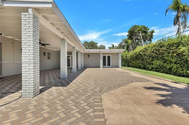 Building Photo - 8261 SW 165th Terrace