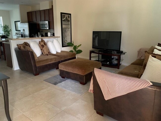 Building Photo - 7843 Hardenton St