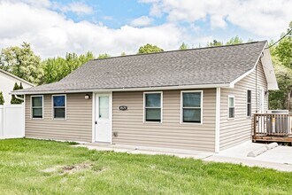 Building Photo - 3 bedroom, 1 bath ranch home in Middletown
