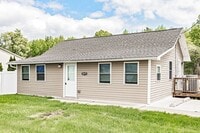 Building Photo - 3 bedroom, 1 bath ranch home in Middletown