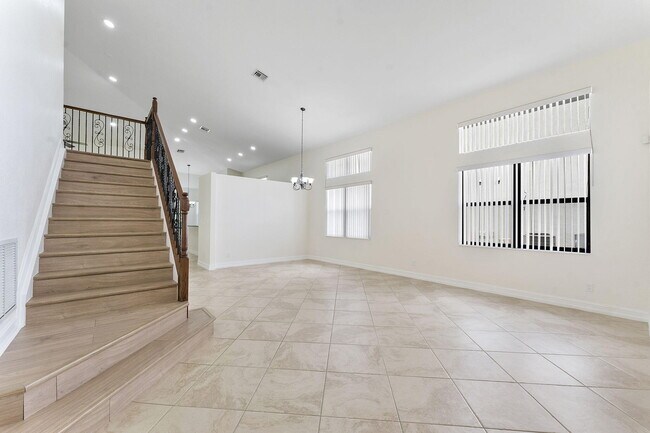 Building Photo - 12945 Pennell Pines Rd