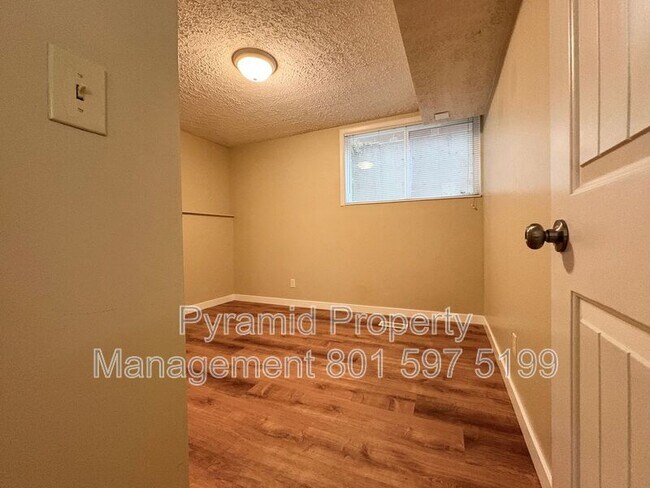 Building Photo - 353 S 1100 E