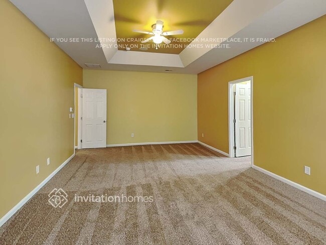 Building Photo - 10124 Rivendell Ln