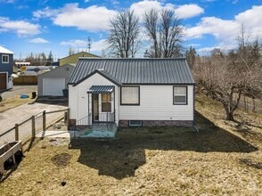Building Photo - Charming Bungalow in Evergreen