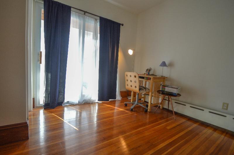 Building Photo - 37 Walker St