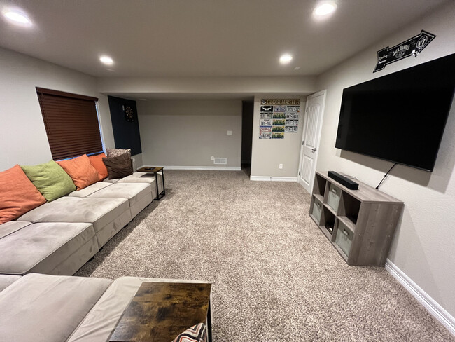 Building Photo - 6707 Volga Dr