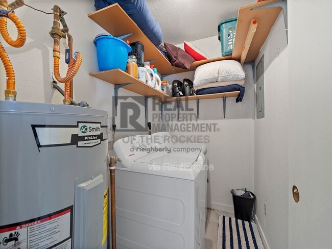 Building Photo - 1206 Ashford Dr