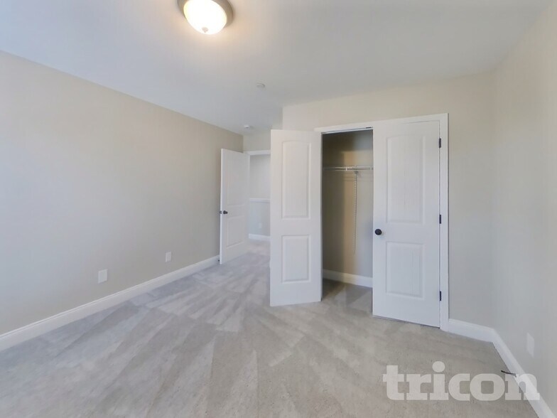 Building Photo - 109 Jesse Dr