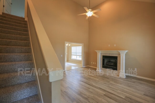 Building Photo - 1511 Benjamin Grn