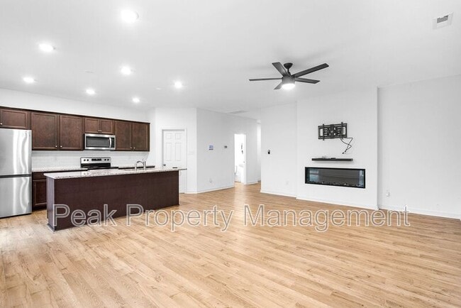 Building Photo - 6500 Bolles Landing Ct