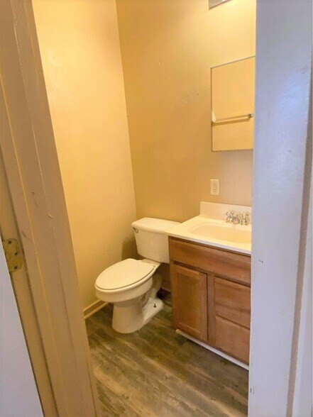 Downstairs Bathroom - 601 S Fredonia St