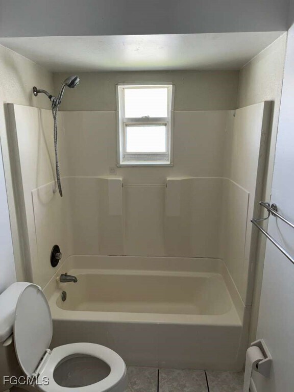 Building Photo - 515 SE 23rd Pl