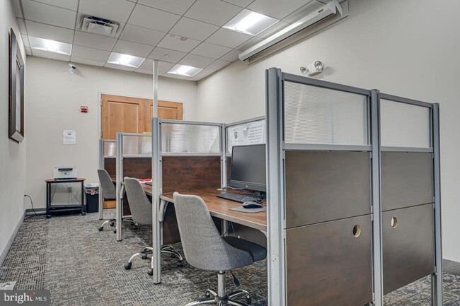 Building Photo - Welcome to Potomac Club—an amenity-packed, gated community!