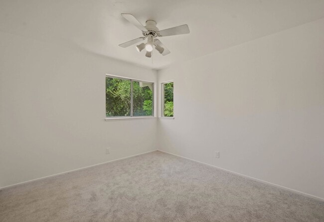 Building Photo - 25 Miwok Ct
