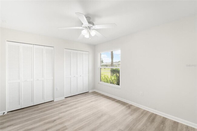 Building Photo - 5689 Evergreen Dr