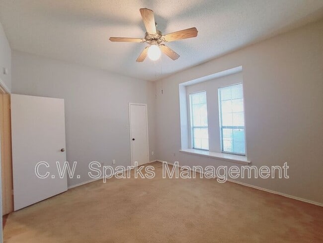 Building Photo - 3917 St Christopher Ln