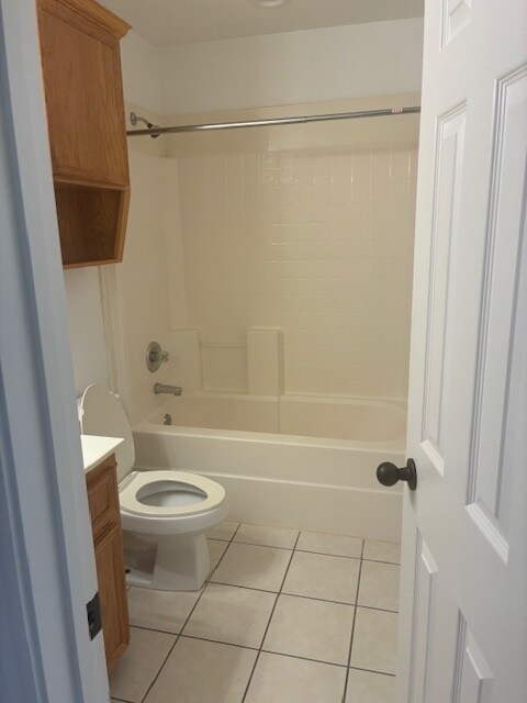 Building Photo - 4500 John David Dr