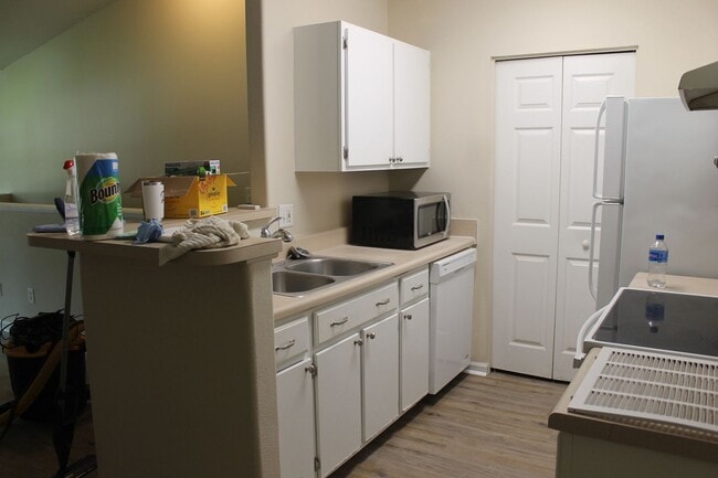 Building Photo - Plantation Point - Second Floor Villa